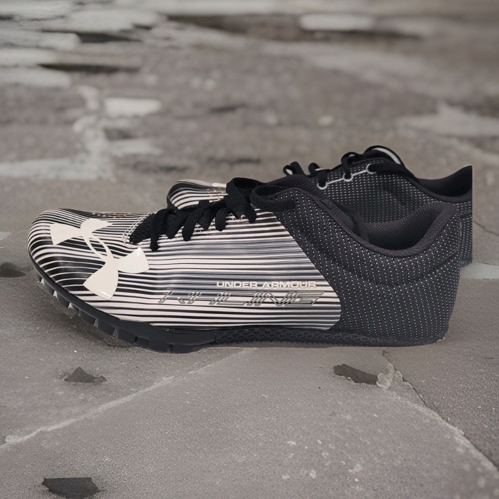 Under Armour Kick Sprint Track Spikes Men's 9 Black White Racing 1273939-100